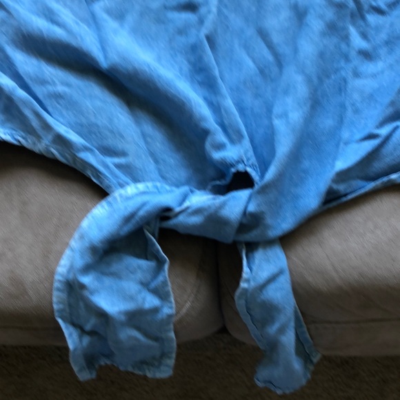 Shirt - Picture 4 of 4